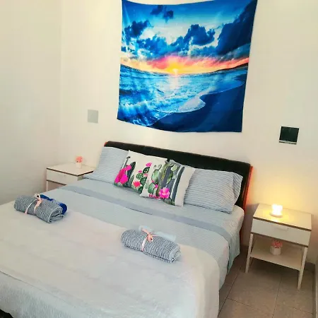 Rossella House+wifi Self Check-in Bari